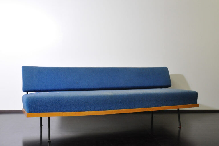 Sofa / Daybed “HP58”, Hugo Peters